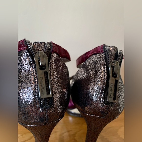 Calvin Klein, Fuchia and Silver High Heels, NWOT, Back zipper, size 6. - Picture 6 of 13